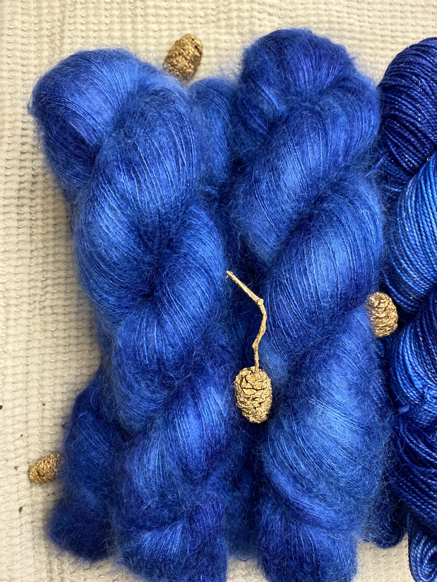 Lace Mohair et soie "Bleu Tonnerre »